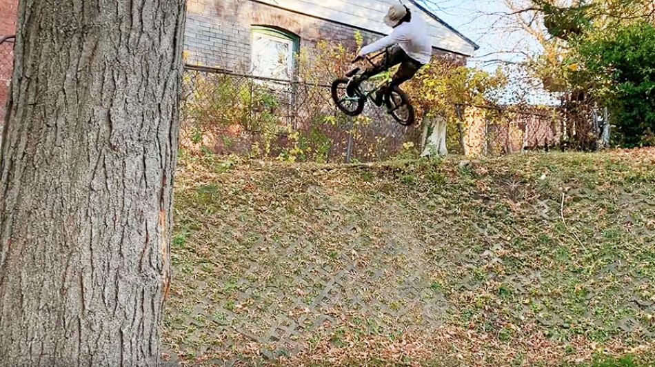 2021 JAKE SEELEY STREET SWEEPER | Sunday Bikes | BMX