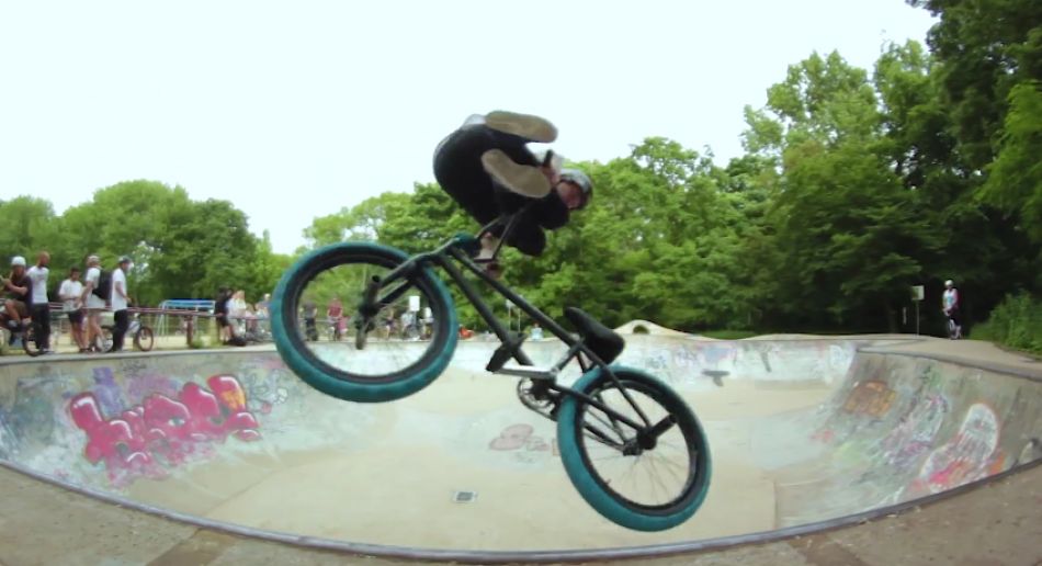Radio Bikes: One Day in Holland