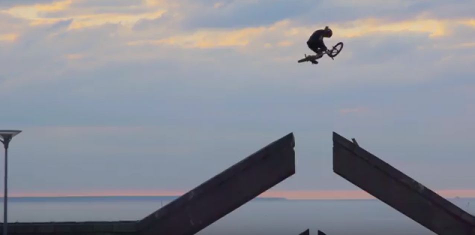 Simple Session 17 BMX TEASER TRAILER by simplesession