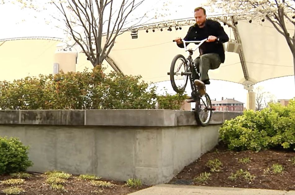 RYAN HOWARD - ANIMAL HUB GUARD PROMO