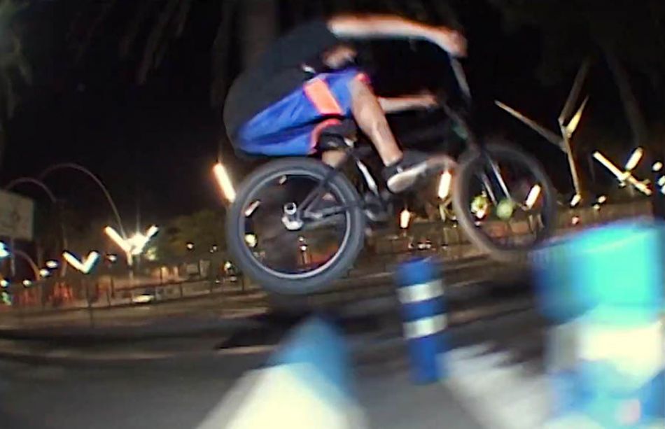 JUNKYLAND, VOL. 1 (BARCELONA BMX AT NIGHT) by freedombmx