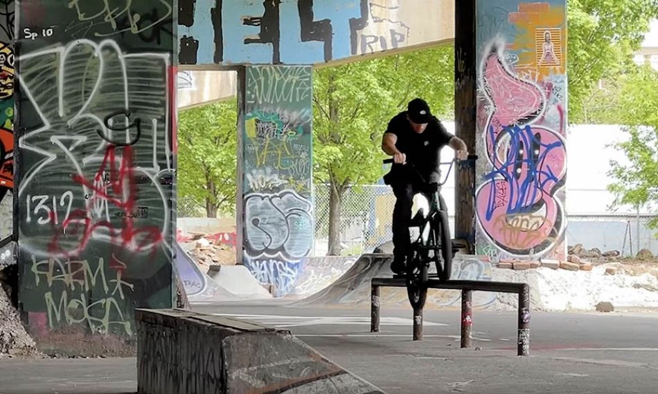 Sam Downs &#039;SELF FILMER&#039; / BMX in Philadelphia