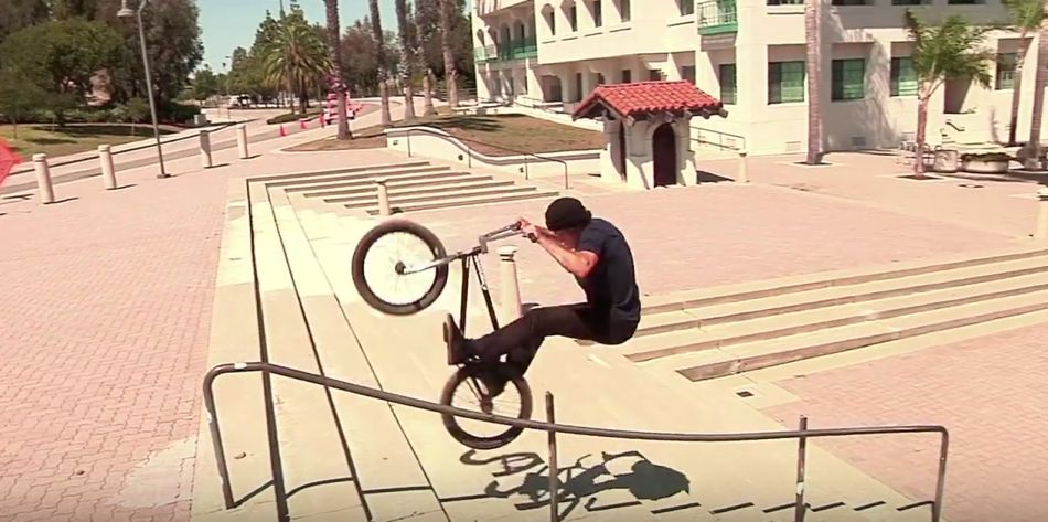 INTRO - MONSTER MASH BMX STREET DVD by COMMON CREW