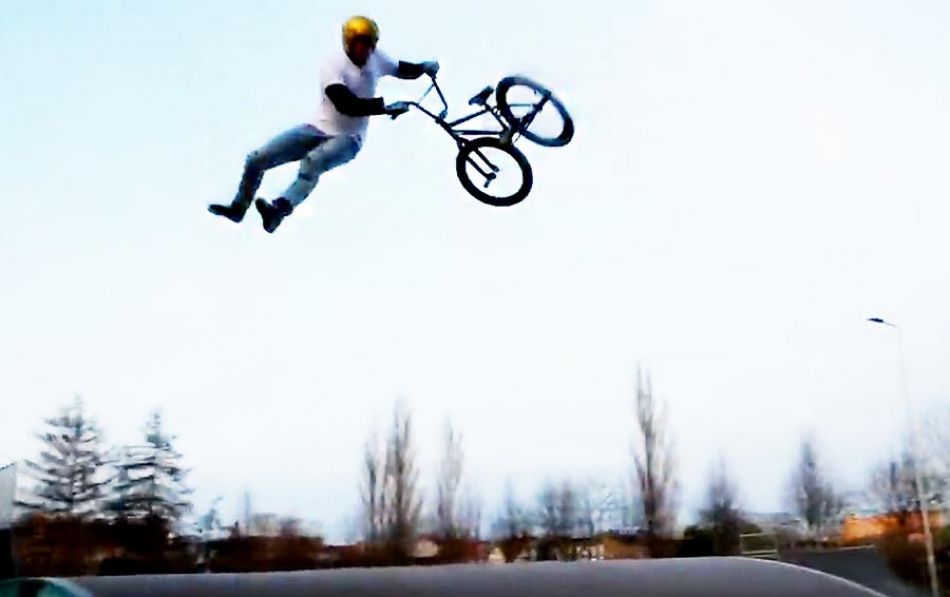 Krzysztof Szymański - Welcome to AveBmx Team