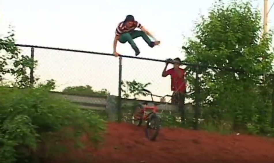 COLT FAKE - The Dirty Sniff - Bone Deth