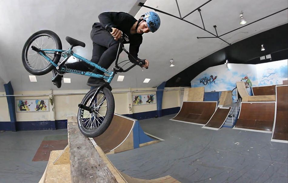 Caio Rabisco -- The Rescue -- Dream BMX --