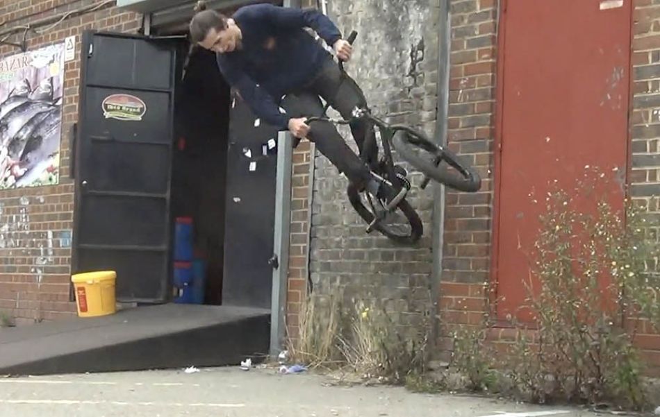 Conor Bedford // Hideout by Sunny Blunts