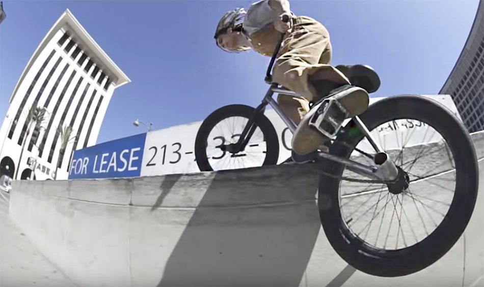 MIKI FLECK - ETNIES X DIG