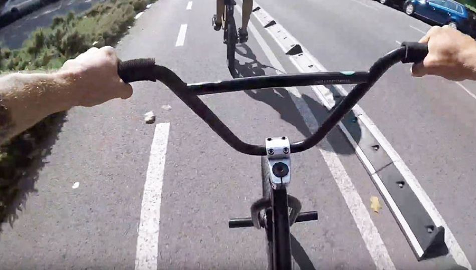 BMX STREET: One day in Barcelona / RAW Series by Mati Lasgoity / Episode 1