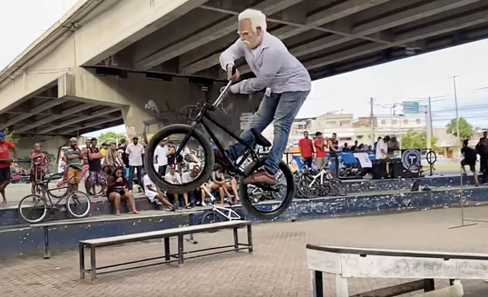 Old Man Bike BMX - Prank by PINOIA FILMES