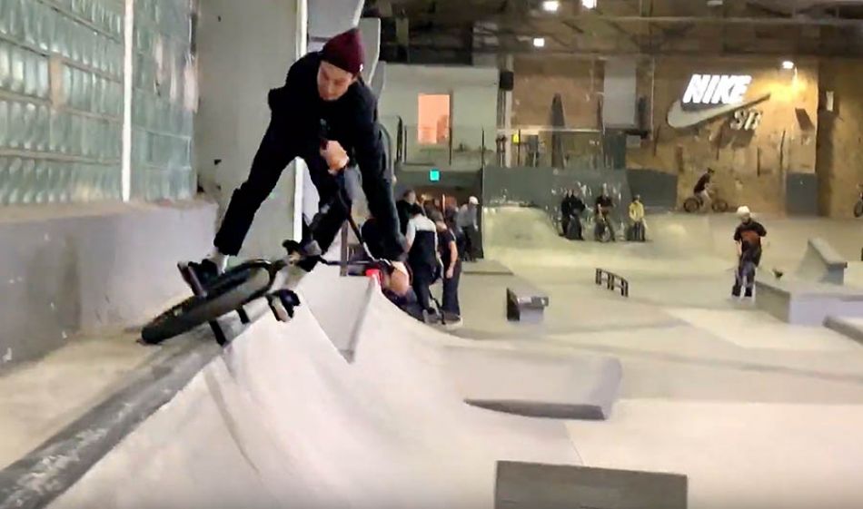 Winter Escape BMX Session #2 - Skatehalle Berlin by kunstform BMX Shop &amp; Mailorder