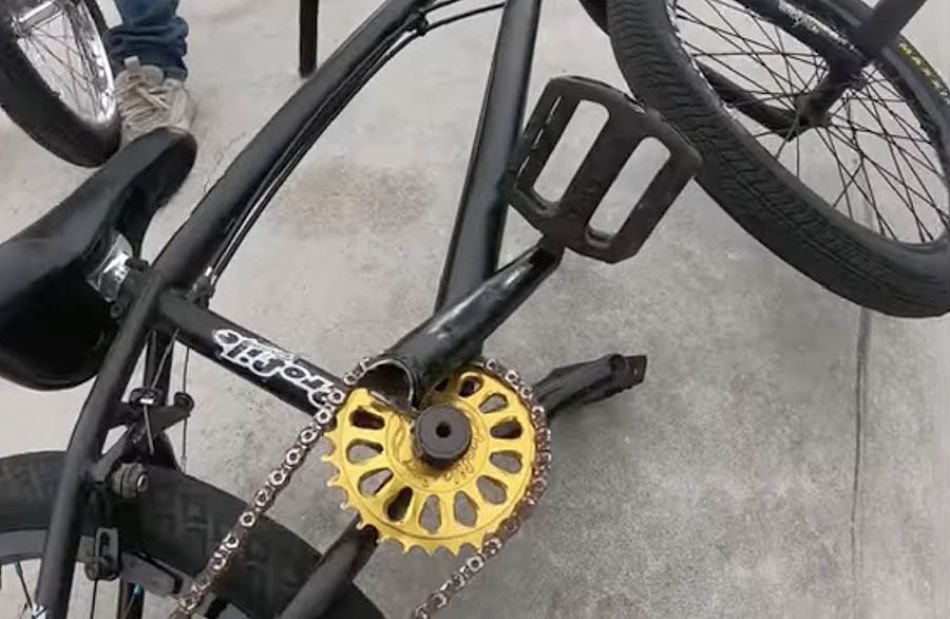 Hell Yeah Brother (A BMX Film) by Carrot Clips